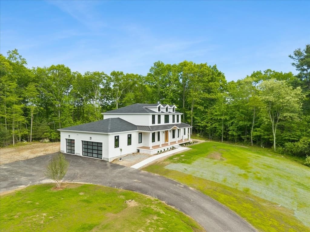 Single Family Residence at 30 Starr Ln, Rehoboth MA 02769, Rehoboth, photo 5 of 42