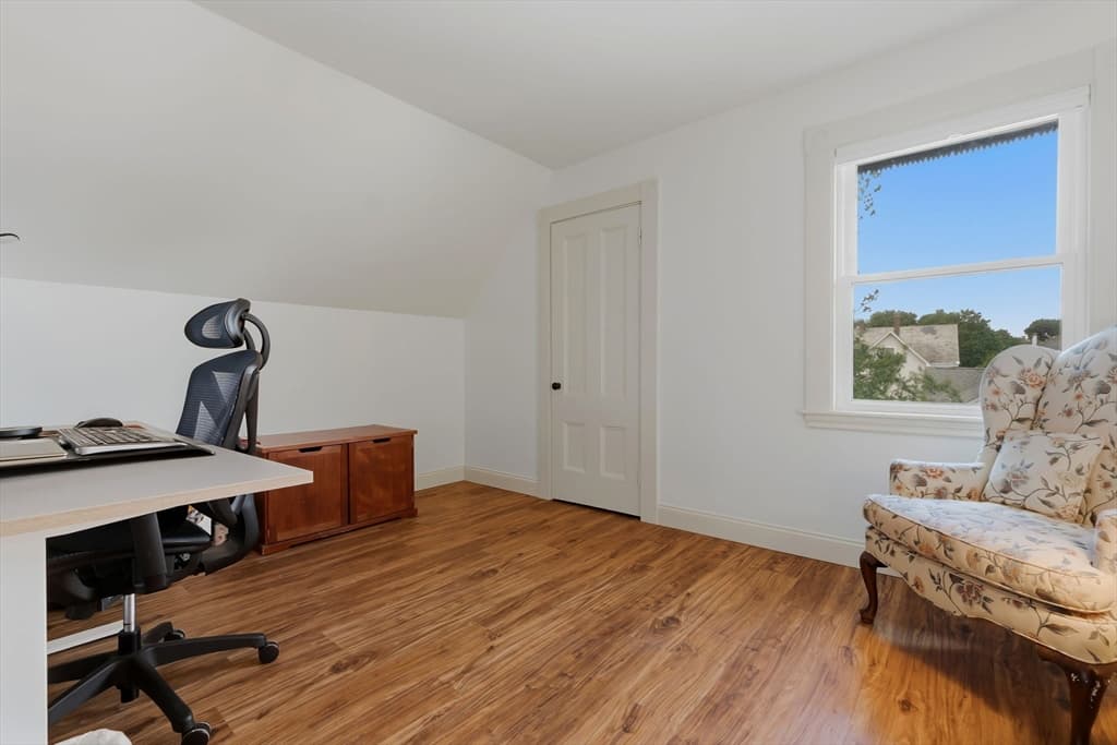 Single Family Residence at 32 Ocean St, Beverly MA 01915, Beverly, photo 20 of 34