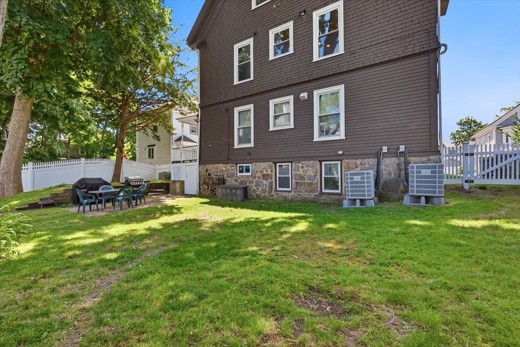 Single Family Residence at 32 Ocean St, Beverly MA 01915, Beverly, photo 30 of 34