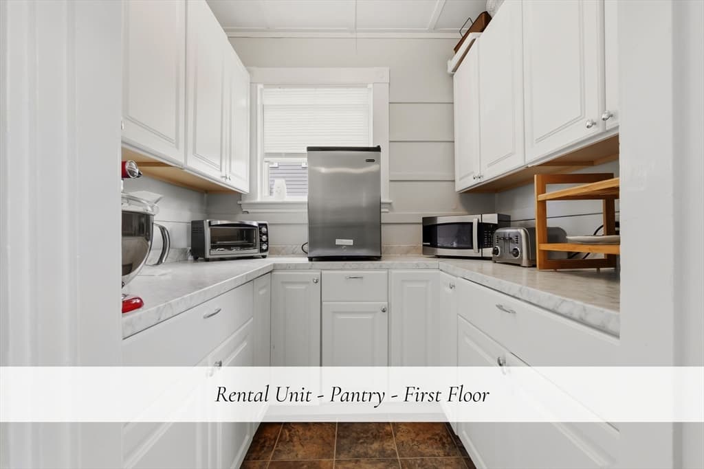 Single Family Residence at 32 Ocean St, Beverly MA 01915, Beverly, photo 25 of 34