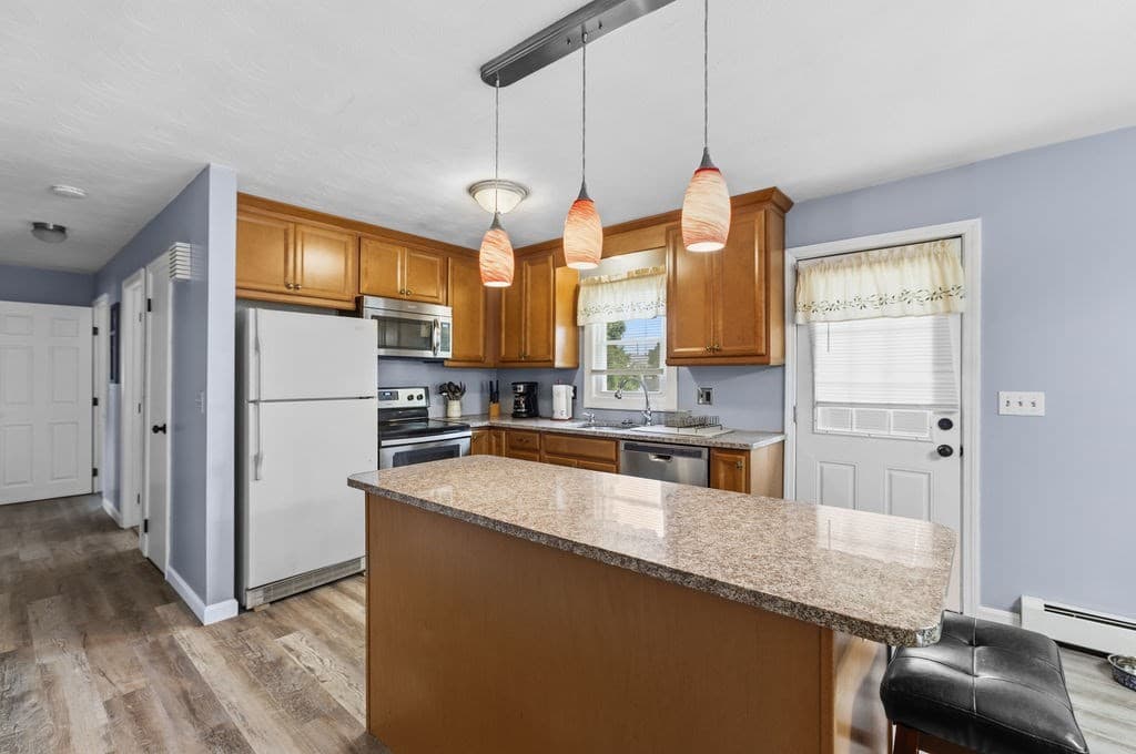 Single Family Residence at 117 Fales Rd, Bristol RI 02809, Bristol, photo 36 of 42