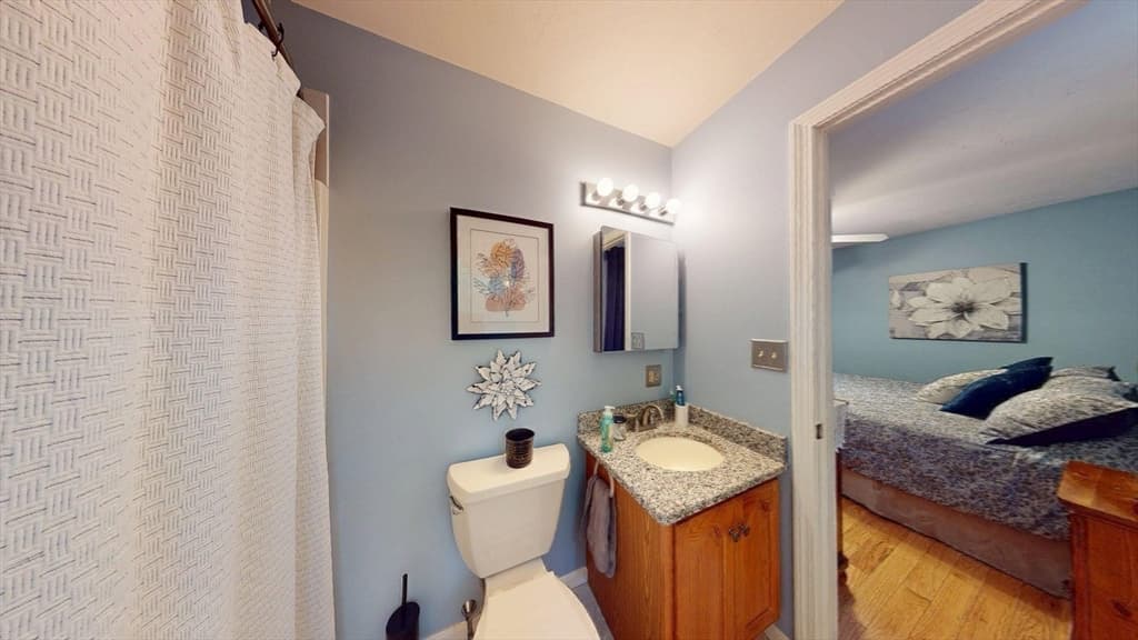 233 Tispaquin St, Middleboro MA 02346 photo 18