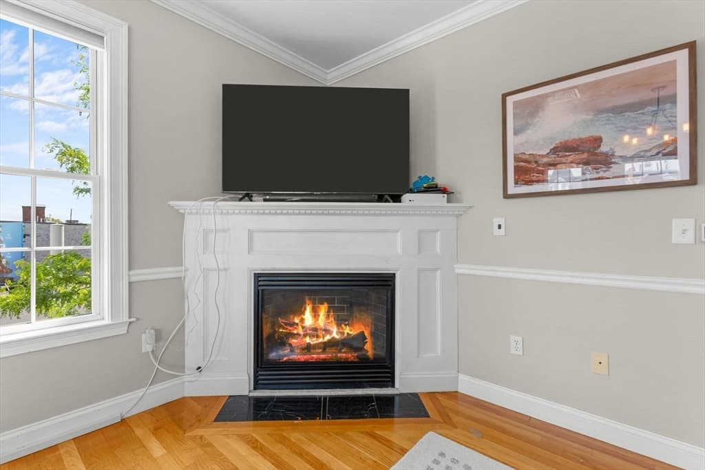 Condominium at 605 E Broadway # 301, Boston MA 02127, Boston, photo 6 of 31