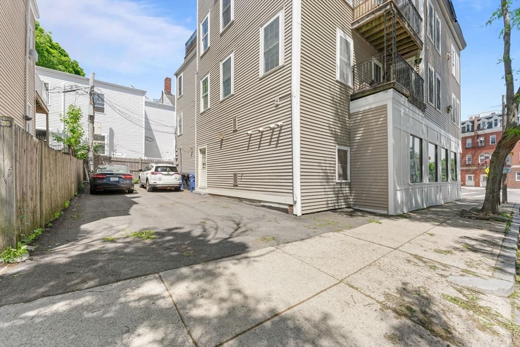 Condominium at 605 E Broadway # 301, Boston MA 02127, Boston, photo 28 of 31