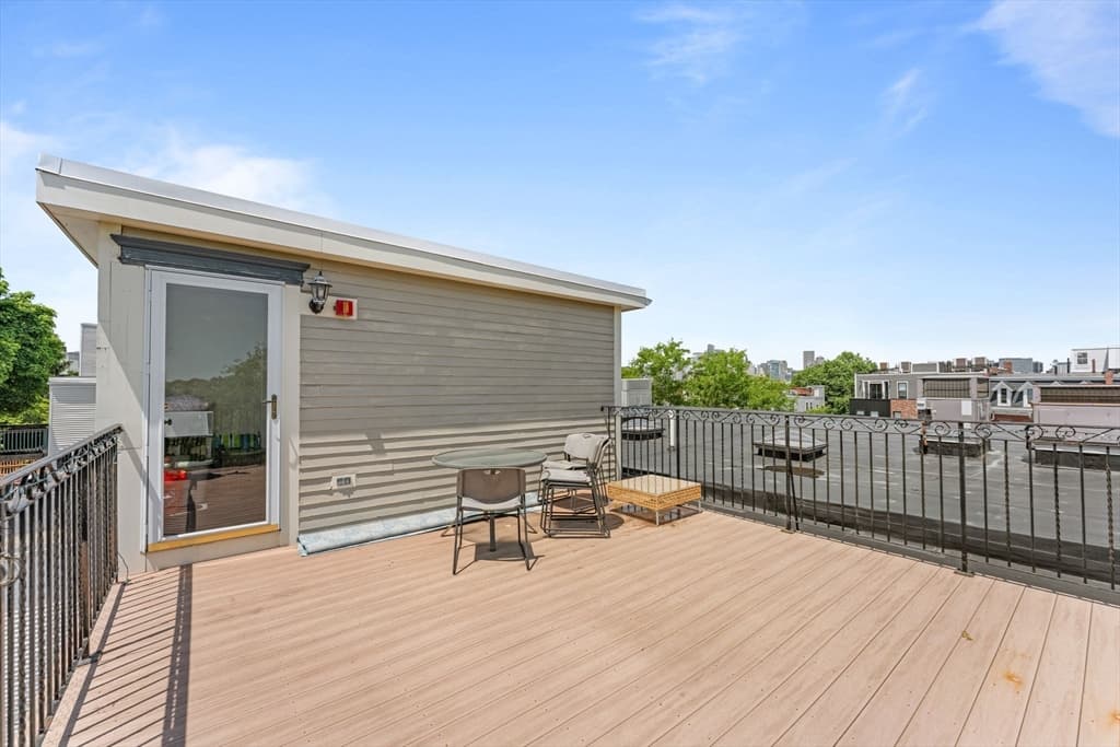 Condominium at 605 E Broadway # 301, Boston MA 02127, Boston, photo 25 of 31