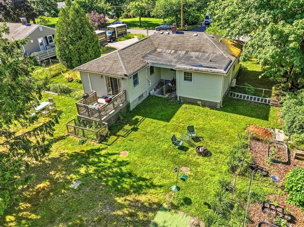 58 Wedgewood Dr, Holliston MA 01746 photo 9