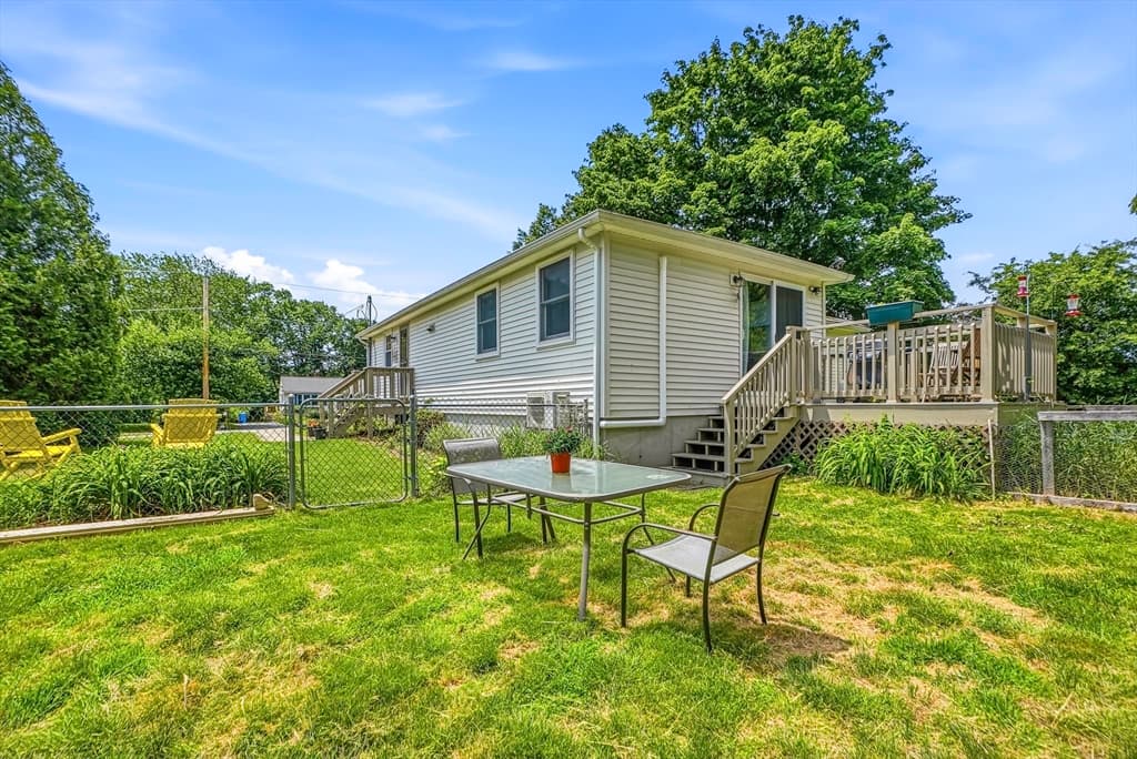 58 Wedgewood Dr, Holliston MA 01746 photo 8