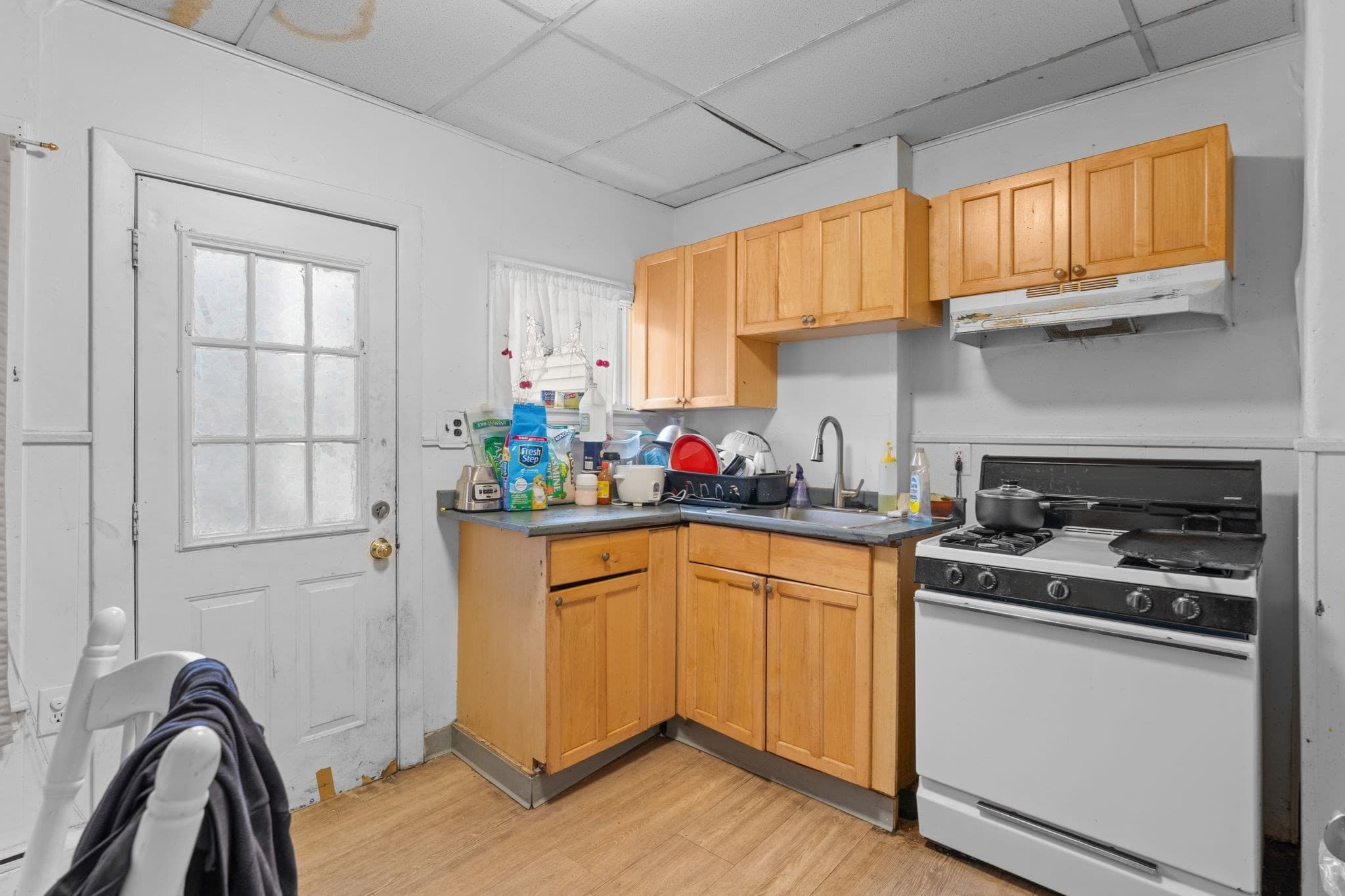 3 Family at 39 Spencer Ave, Chelsea MA 02150, Chelsea, photo 16 of 36