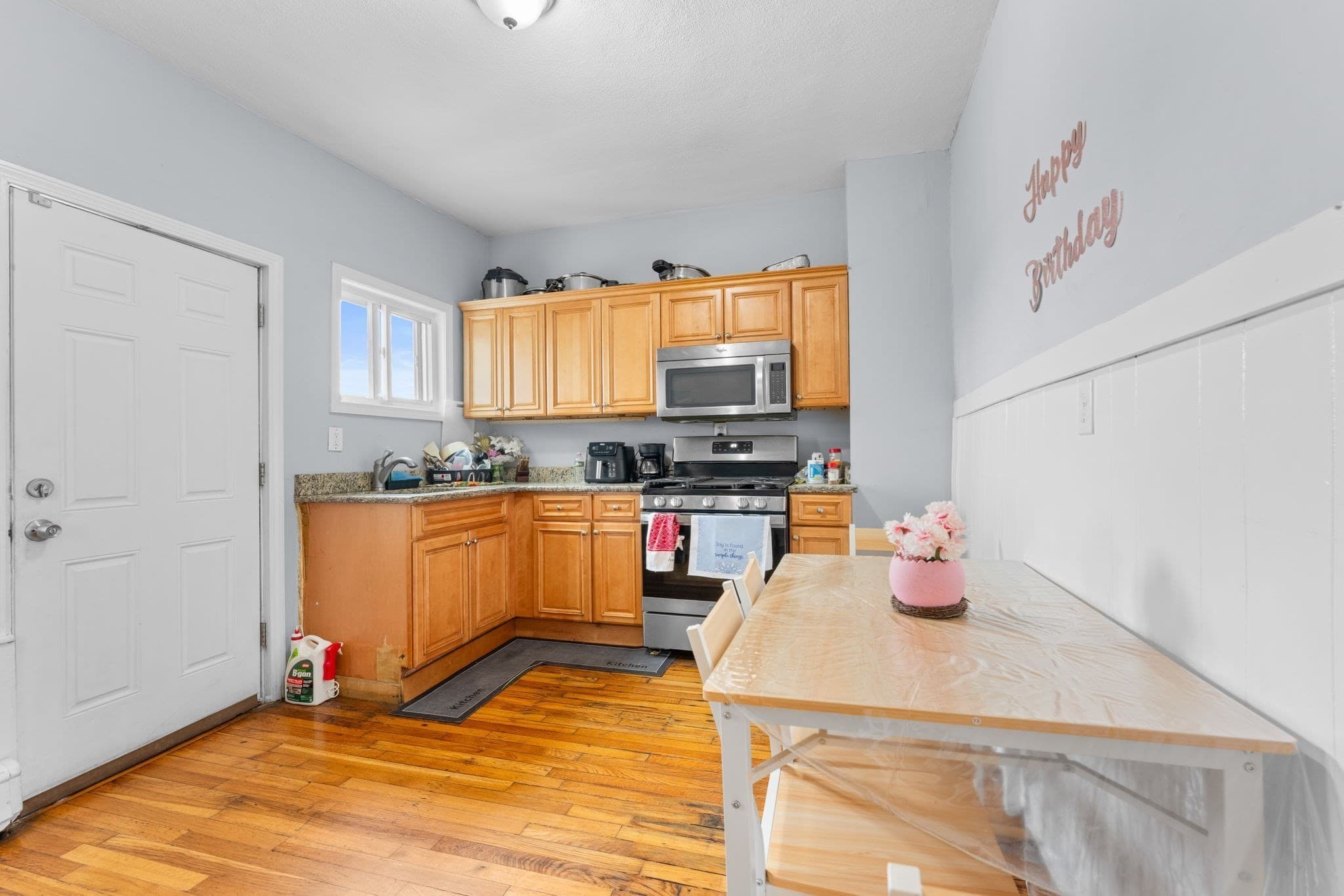 3 Family at 39 Spencer Ave, Chelsea MA 02150, Chelsea, photo 22 of 36