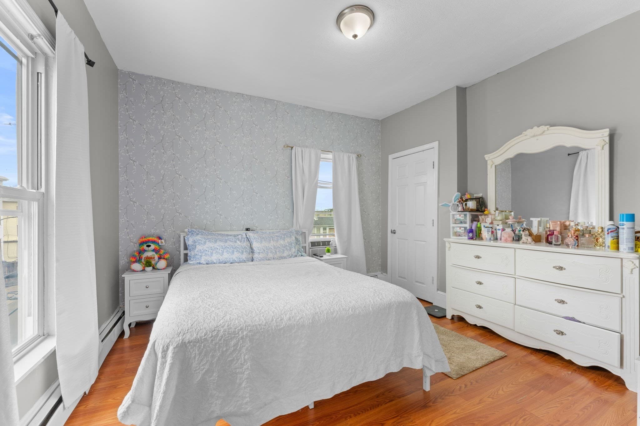 3 Family at 39 Spencer Ave, Chelsea MA 02150, Chelsea, photo 10 of 36
