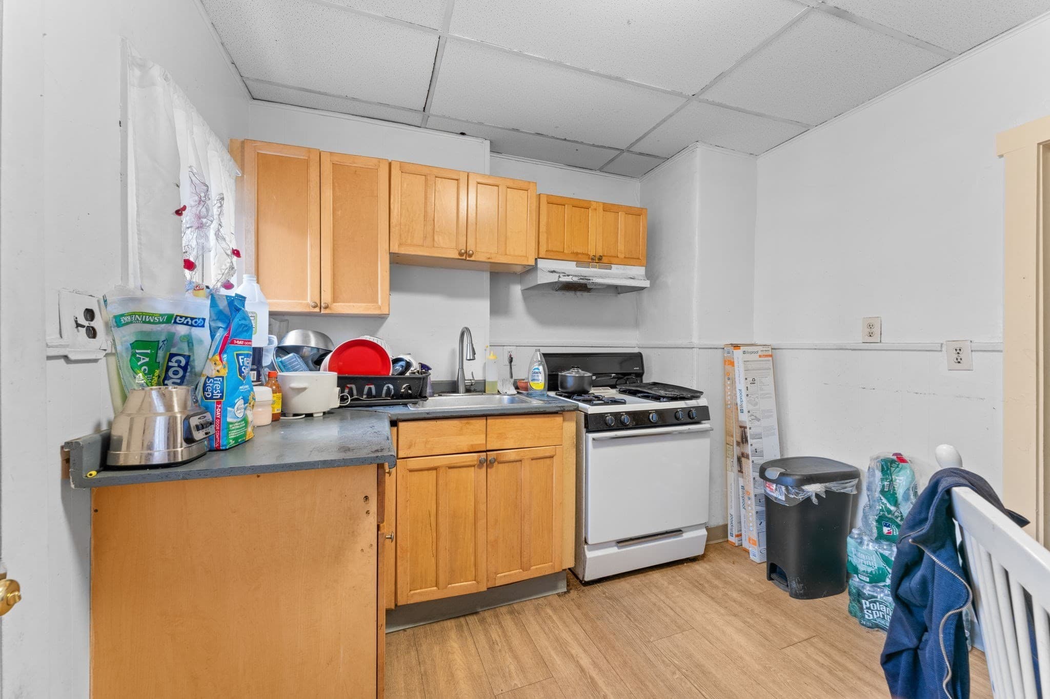 3 Family at 39 Spencer Ave, Chelsea MA 02150, Chelsea, photo 14 of 36