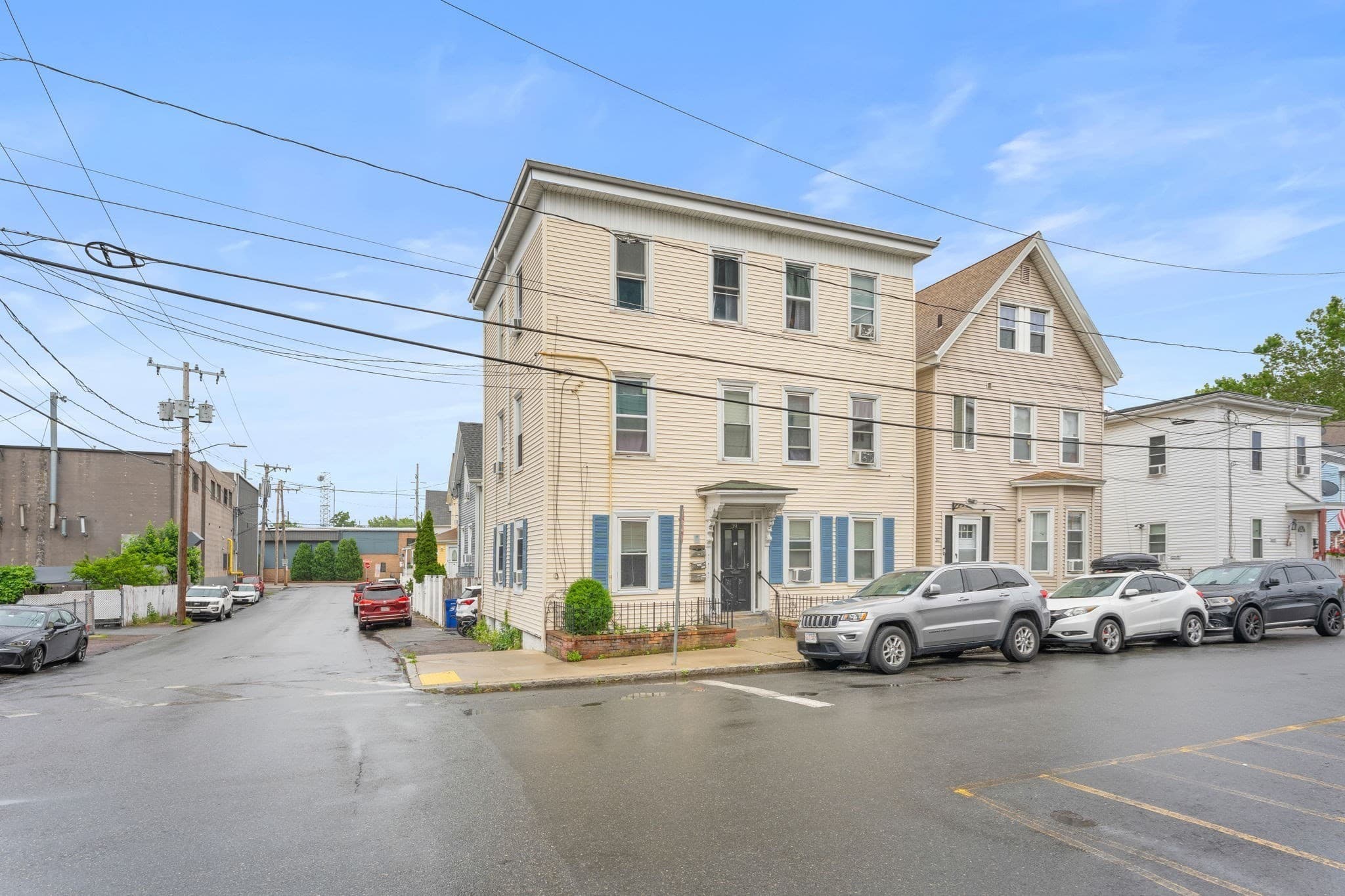 3 Family at 39 Spencer Ave, Chelsea MA 02150, Chelsea, photo 31 of 36