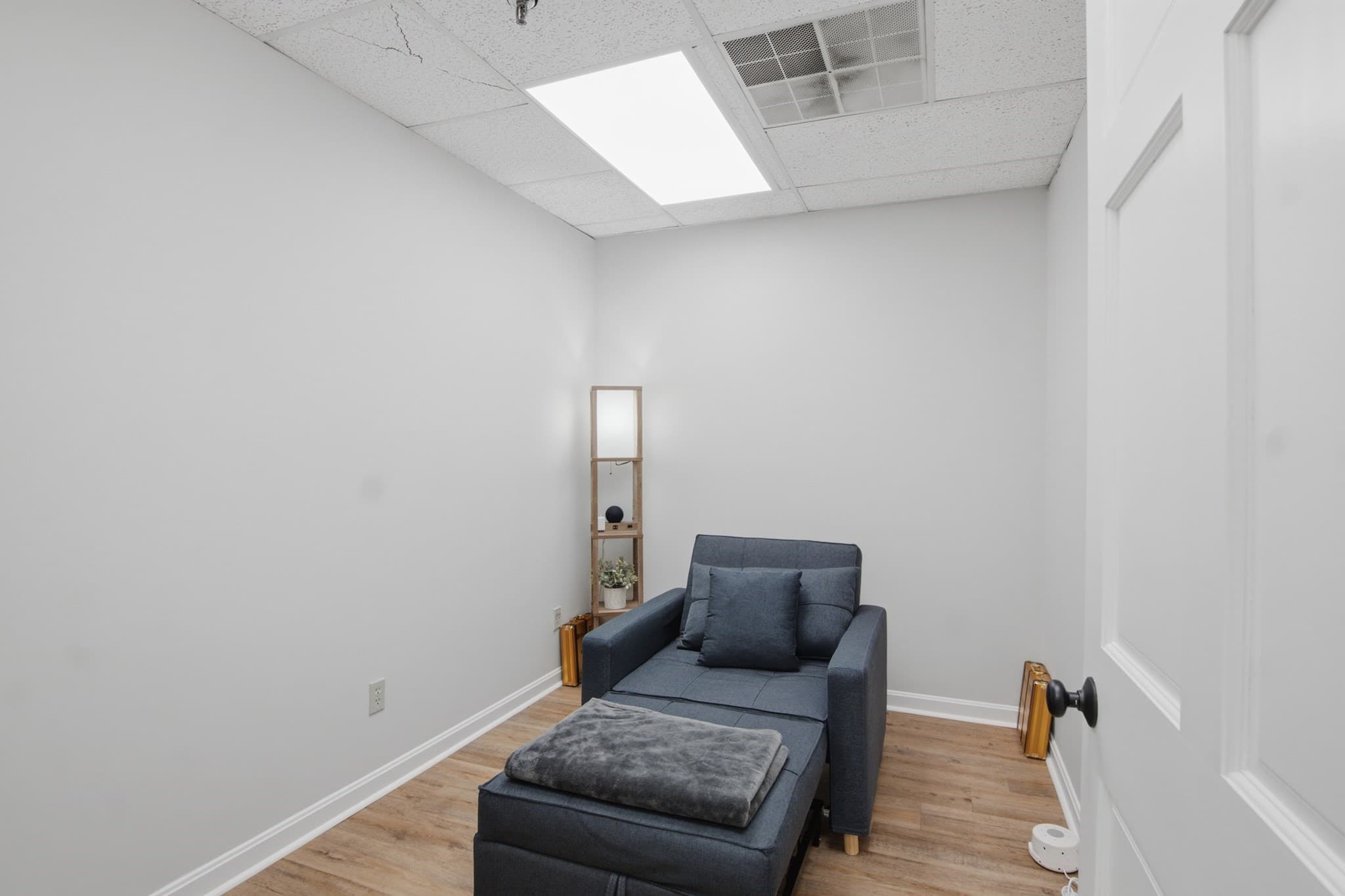 Commercial Sale at 3 Baldwin Green Cmn, Woburn MA 01801, Woburn, photo 13 of 41