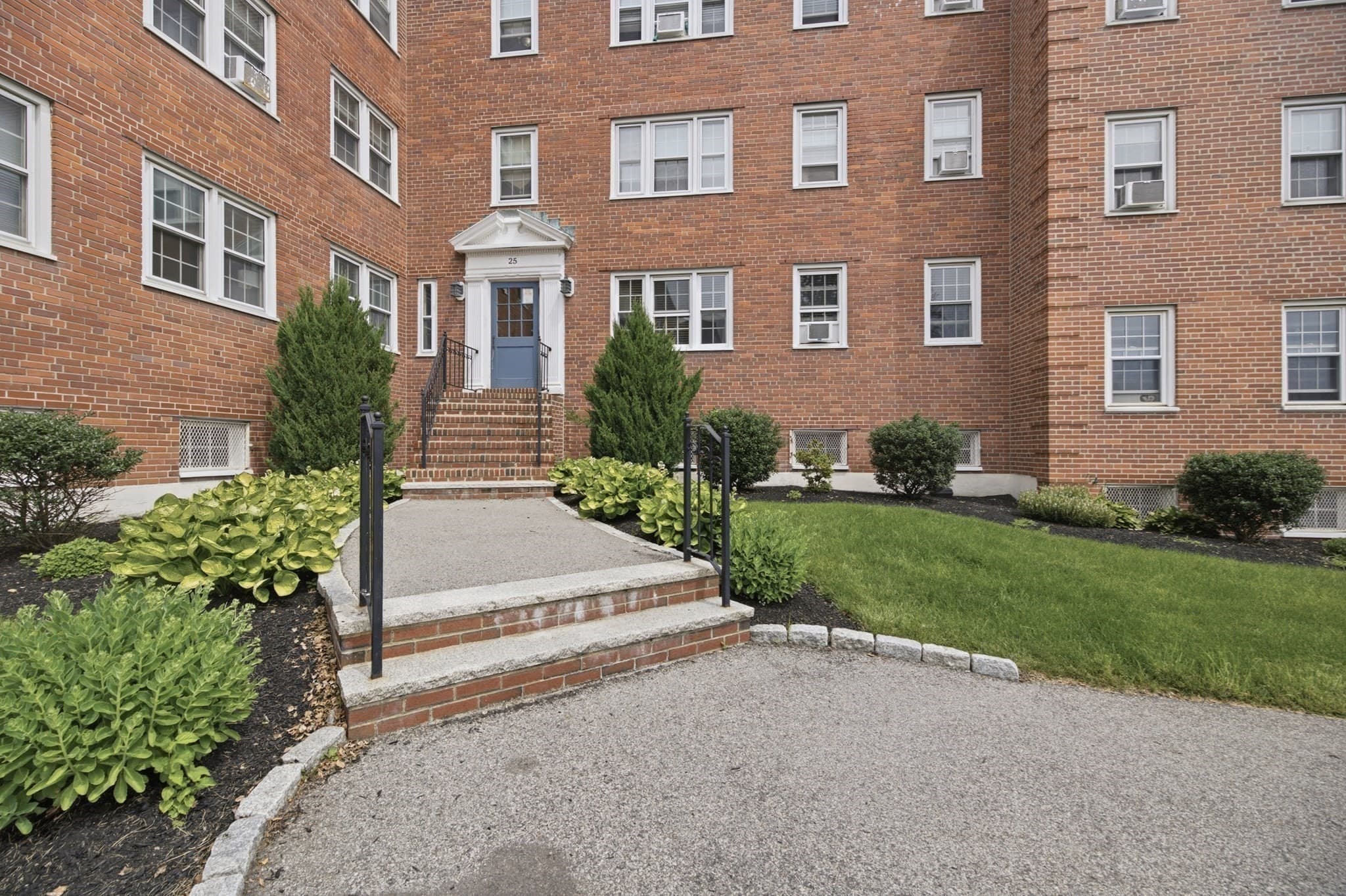Condominium at 25 Lennon Court # 29, Boston MA 02127, Boston, photo 4 of 24