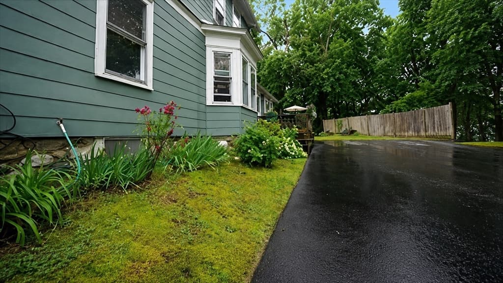 Single Family Residence at 14 Frank St, Middleboro MA 02346, Middleboro, photo 7 of 41