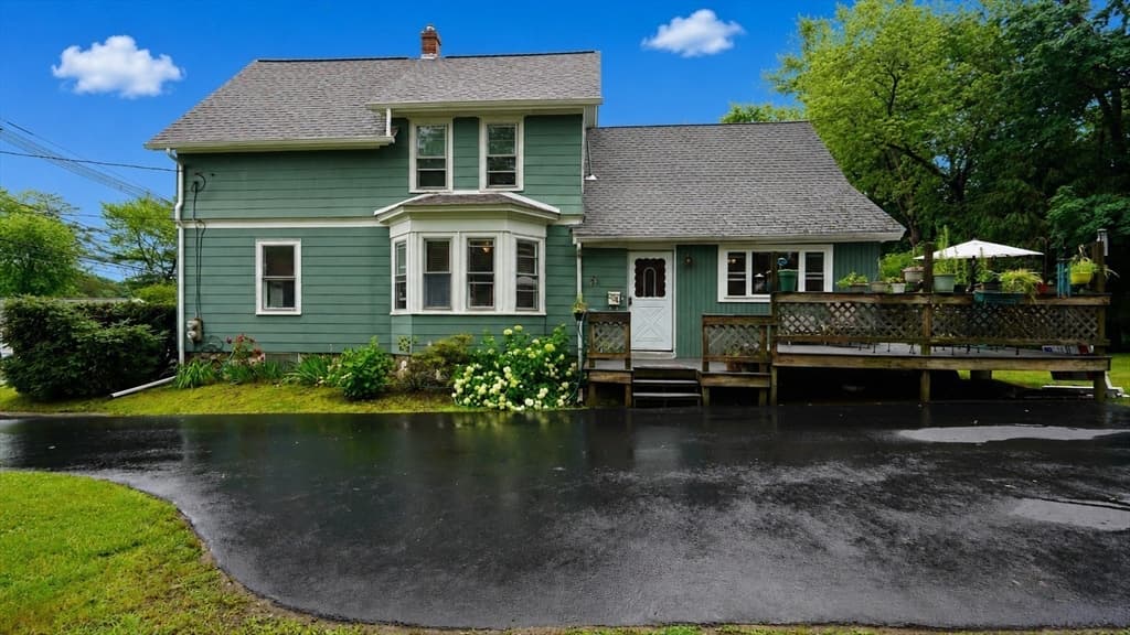 Single Family Residence at 14 Frank St, Middleboro MA 02346, Middleboro, photo 3 of 41