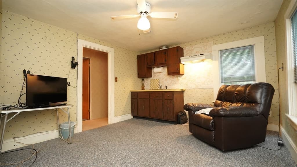 Single Family Residence at 14 Frank St, Middleboro MA 02346, Middleboro, photo 33 of 41