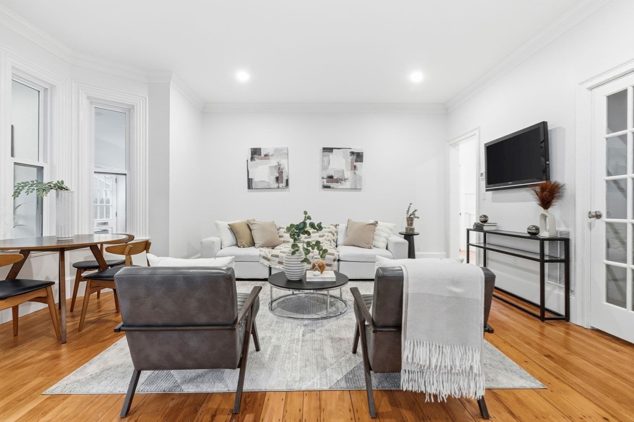 Condominium at 179 Main St # 1, Medford MA 02155, photo 3 of 28