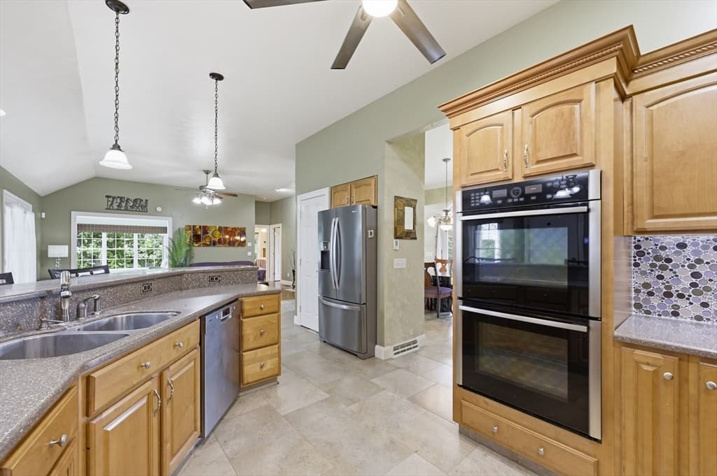 54 Olney Rd, Palmer MA 01069 photo 5