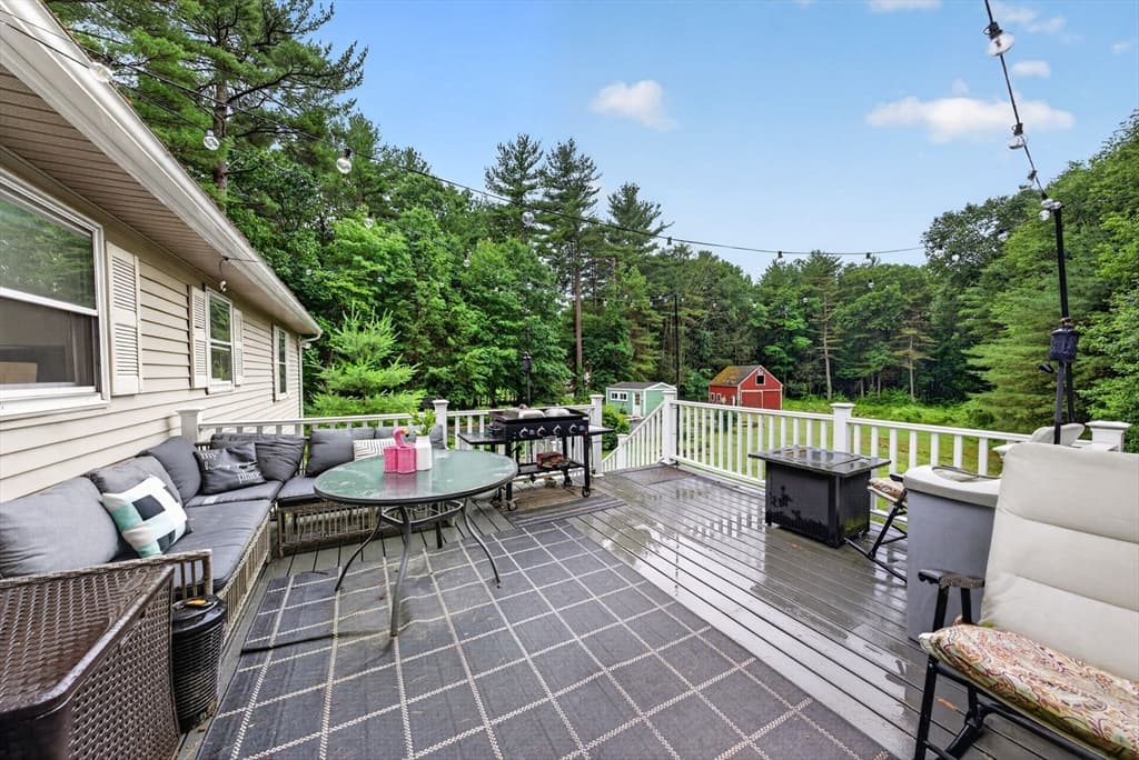112 Bond Rd, Charlton MA 01507 photo 5