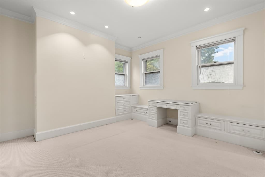 Condominium at 14 Wellington St # 1, Arlington MA 02476, Arlington, photo 23 of 35