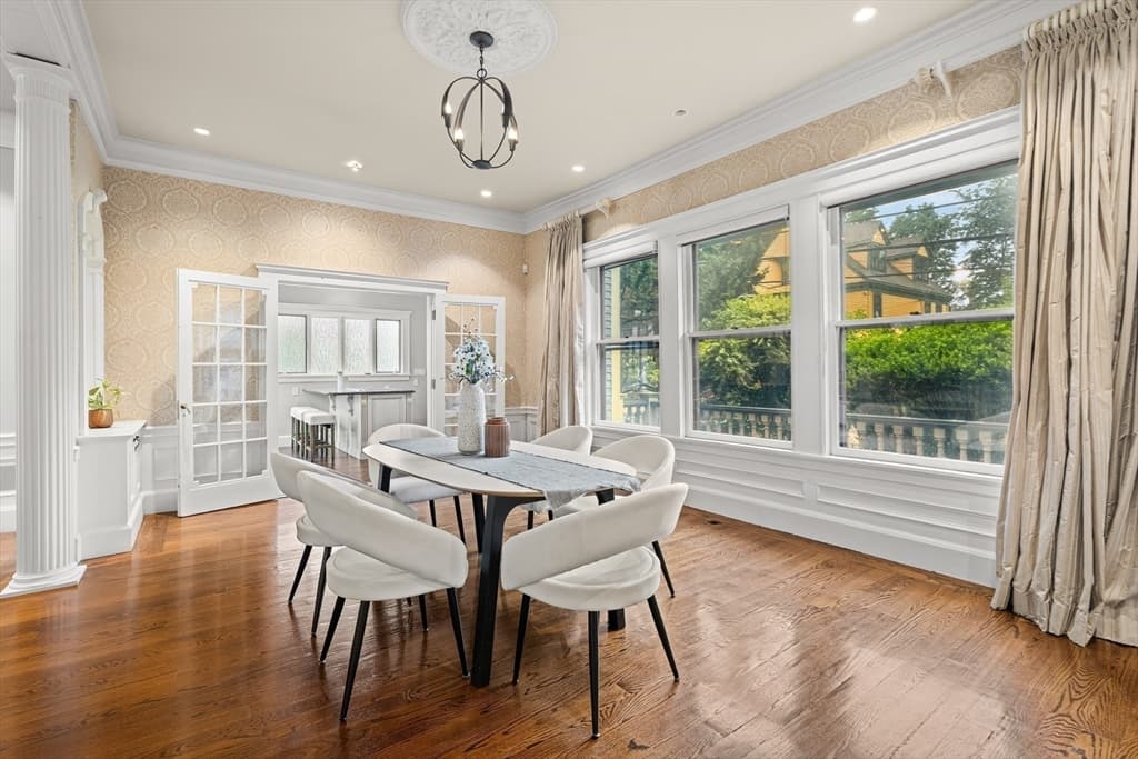 Condominium at 14 Wellington St # 1, Arlington MA 02476, Arlington, photo 13 of 35