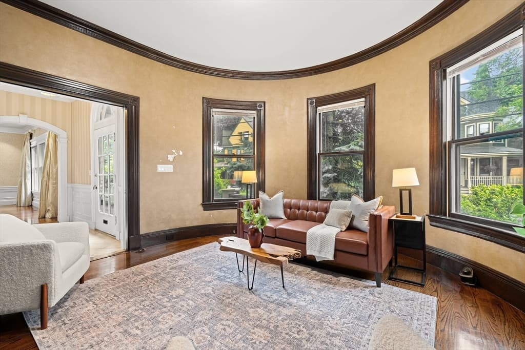Condominium at 14 Wellington St # 1, Arlington MA 02476, Arlington, photo 7 of 35