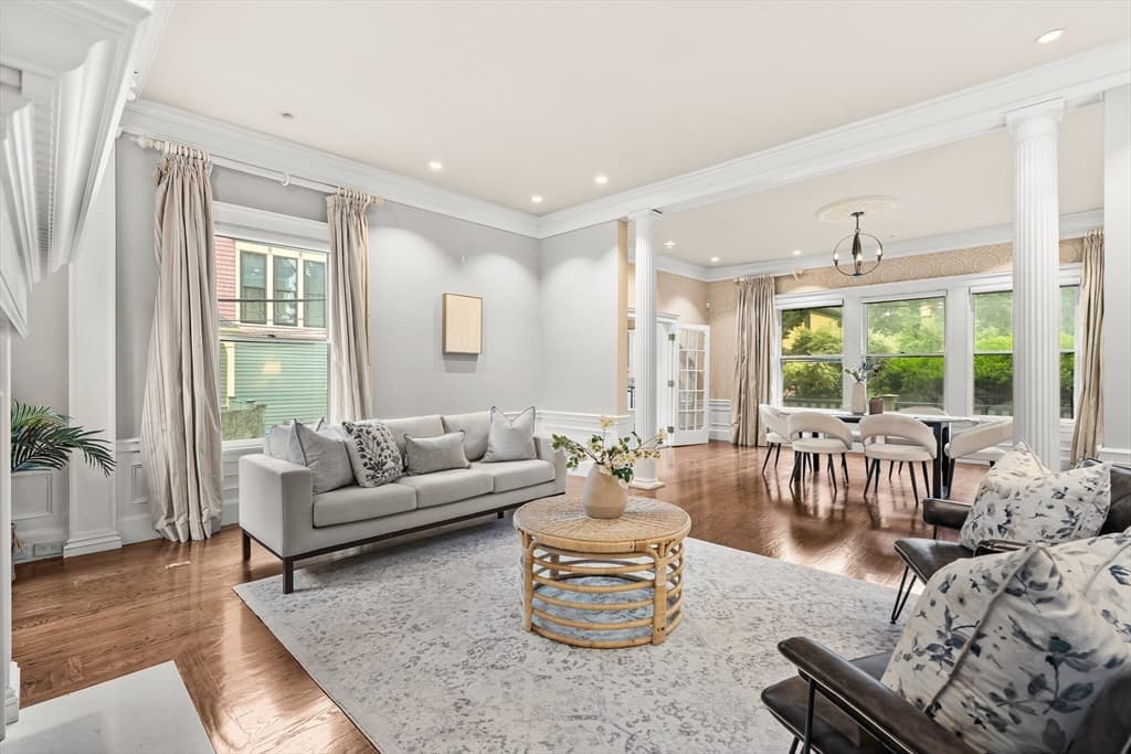 Condominium at 14 Wellington St # 1, Arlington MA 02476, Arlington, photo 4 of 35
