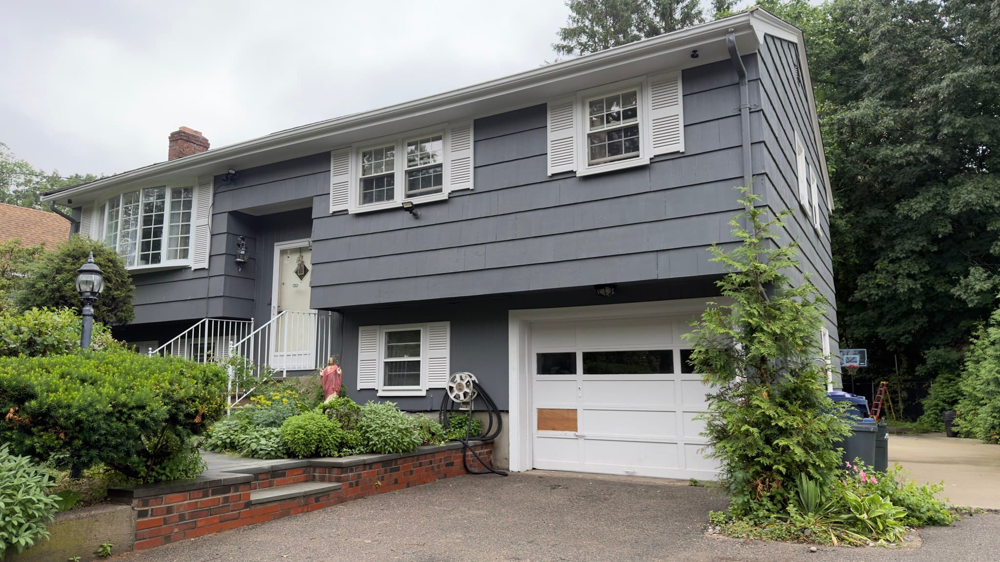 Single Family Residence at 260 Pearl St, Brockton MA 02301, Brockton, photo 2 of 13