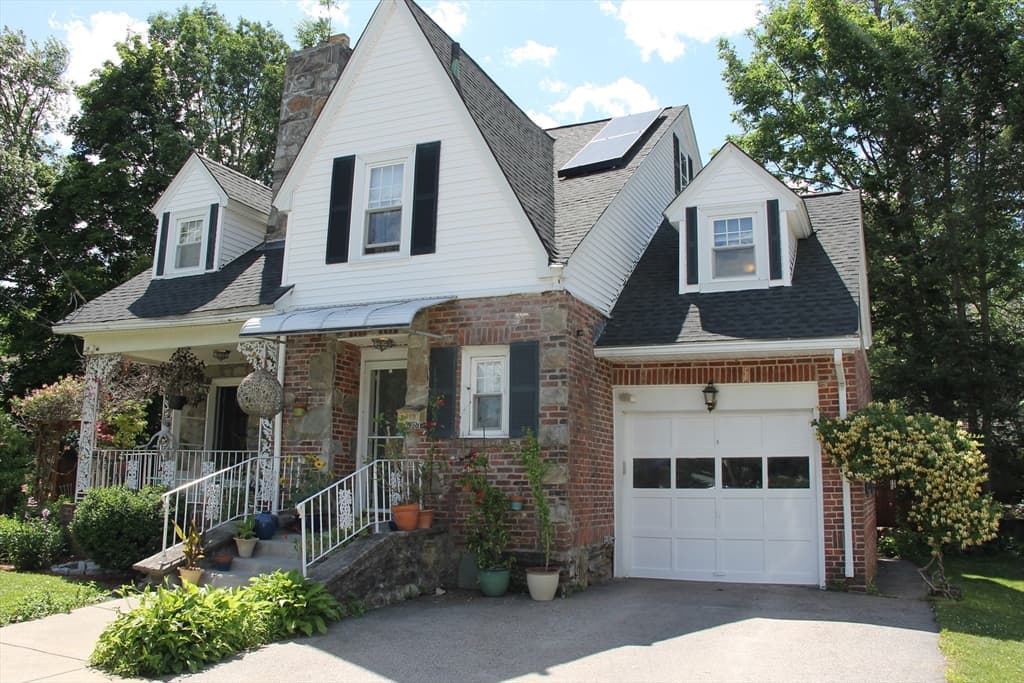 30 Marwood Road, Worcester MA 01602