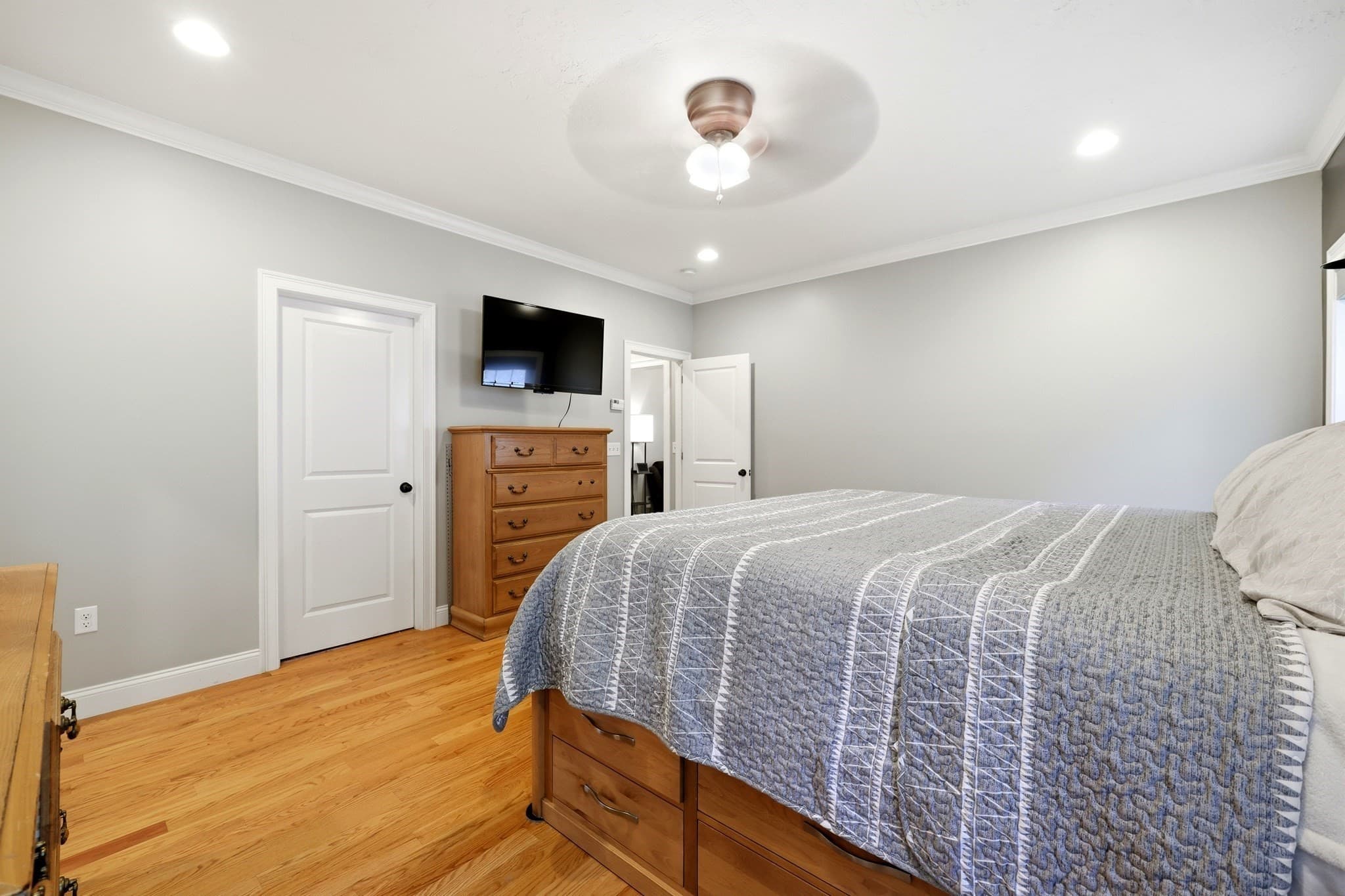 Single Family Residence at 34 Bissonnette Cir, Southampton MA 01073, Southampton, photo 16 of 42