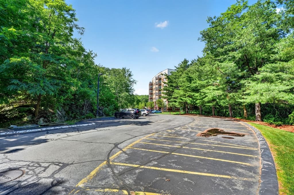 269 Cambridge Rd # 608, Woburn MA 01801 photo 32