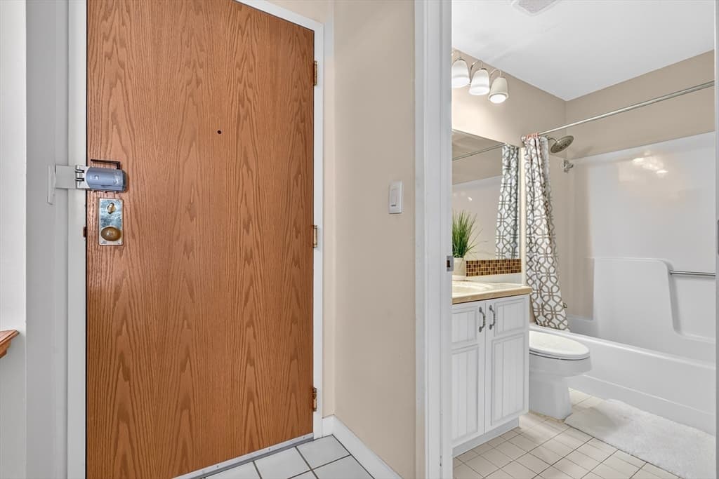269 Cambridge Rd # 608, Woburn MA 01801 photo 8