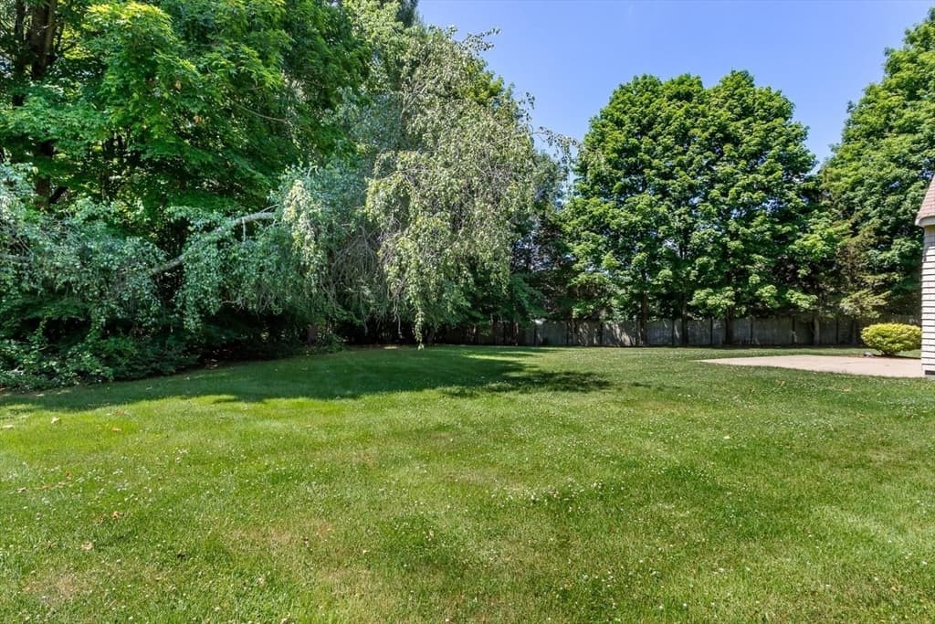 140 Grace Ln, Stoughton MA 02072 photo 20