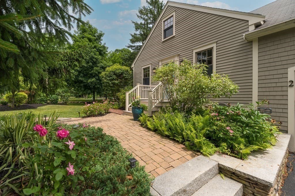Single Family Residence at 2 Patton Drive, Hamilton MA 01982, photo 6 of 41
