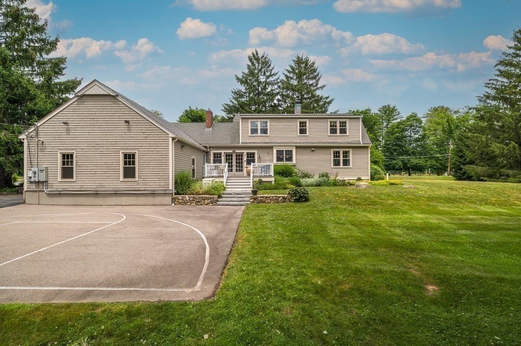 Single Family Residence at 2 Patton Drive, Hamilton MA 01982, photo 37 of 41