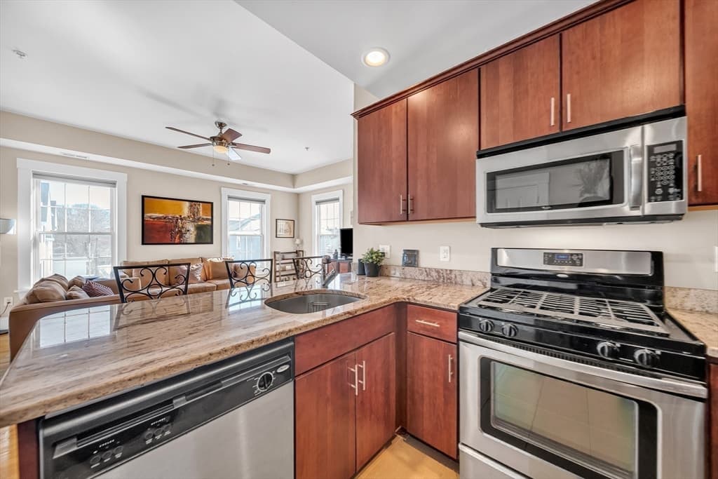 Condominium at 121 E Cottage St # 4, Boston MA 02125, photo 18 of 38