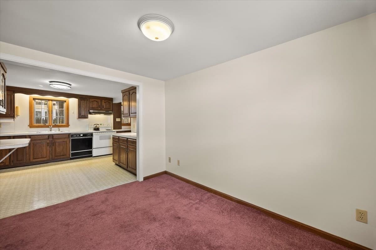 Single Family Residence at 47 Little Rock Ave, Falmouth MA 02540, photo 21 of 32