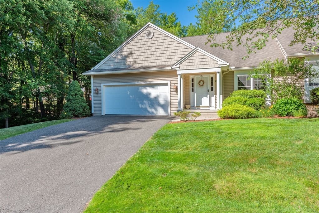 91 Shadow Brook Est # 91, South Hadley MA 01075 photo 2
