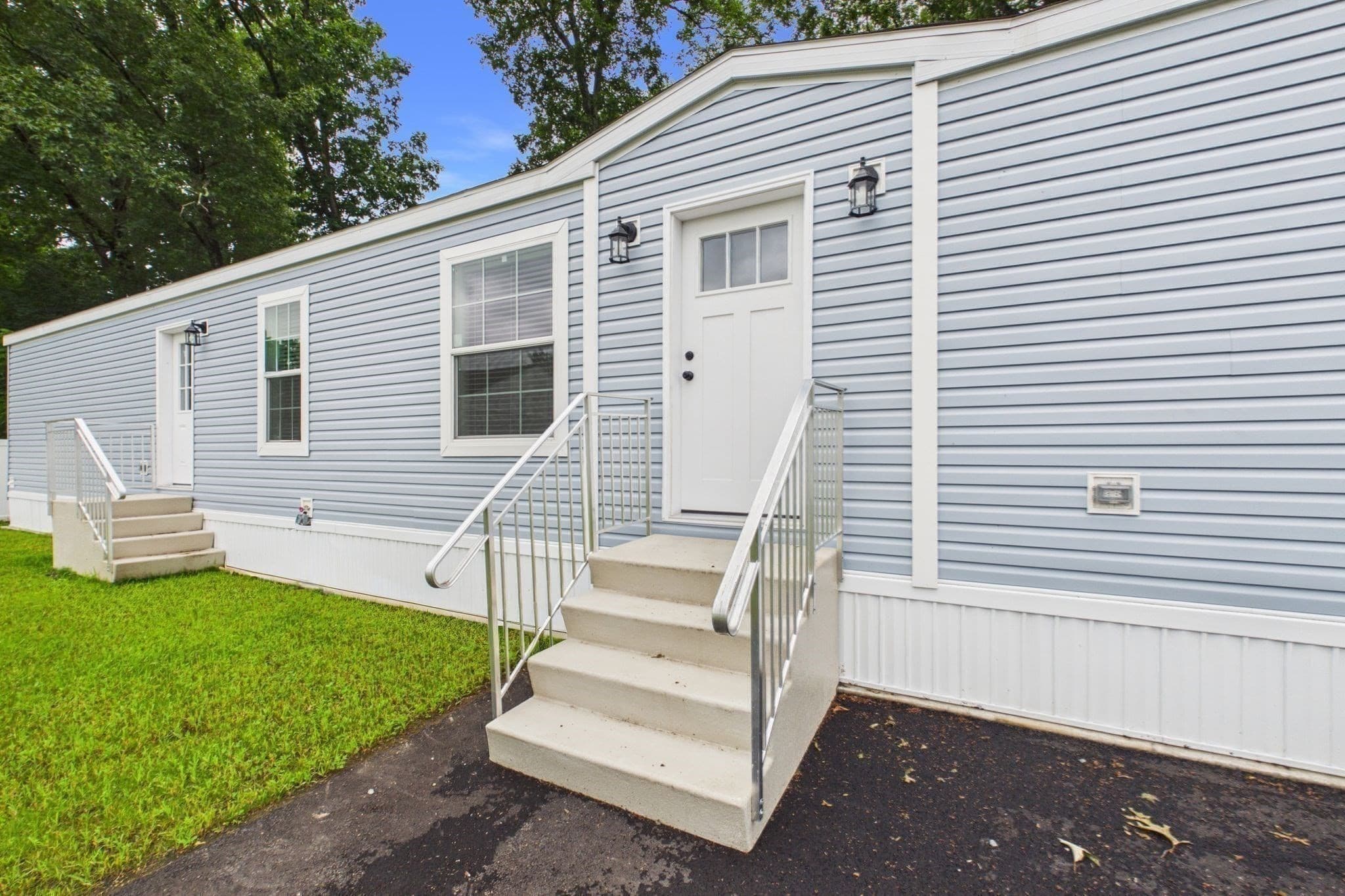 Single Family Residence at 2 Fourth Ave., Ware MA 01082, Ware, photo 2 of 31