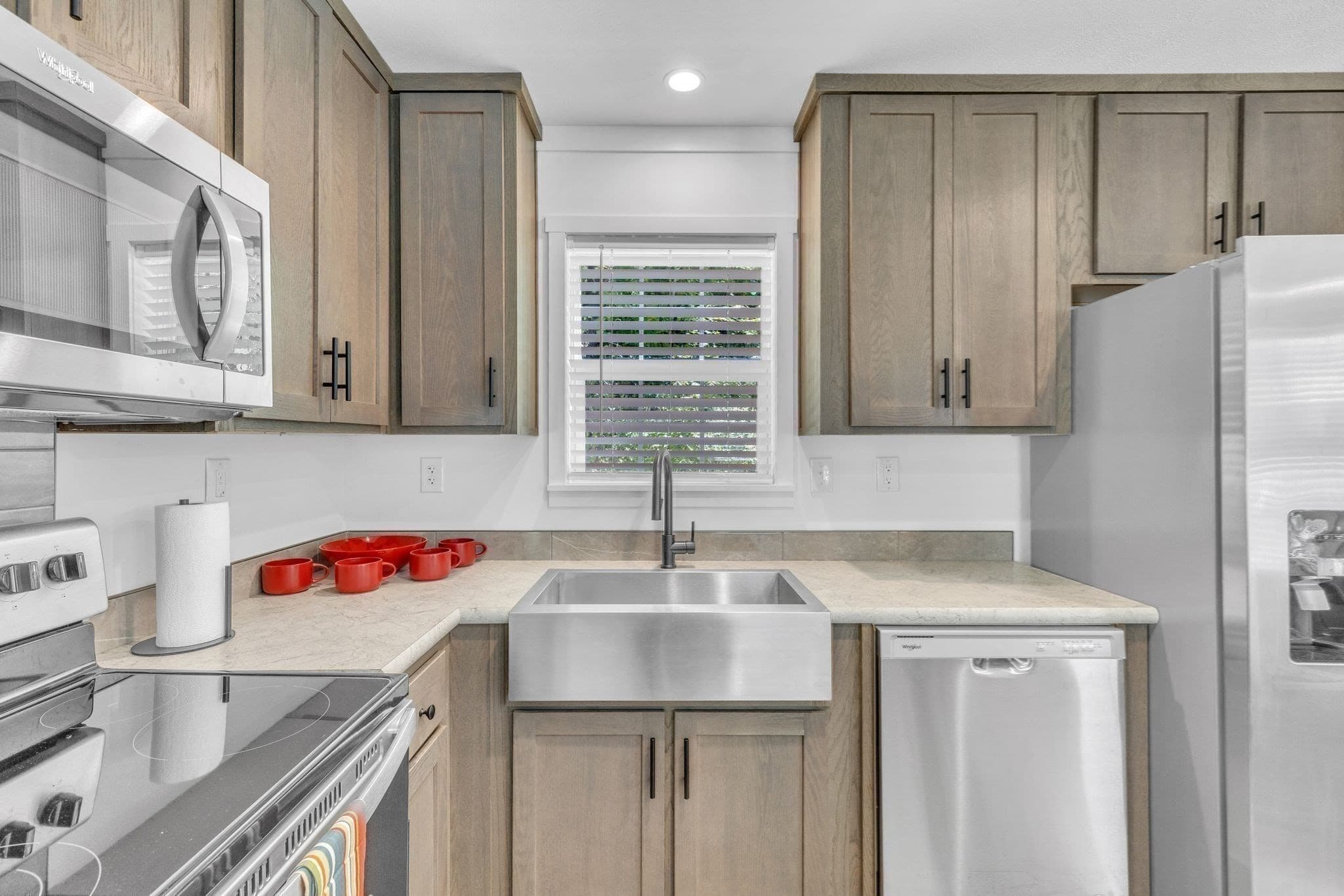 Single Family Residence at 2 Fourth Ave., Ware MA 01082, Ware, photo 14 of 31
