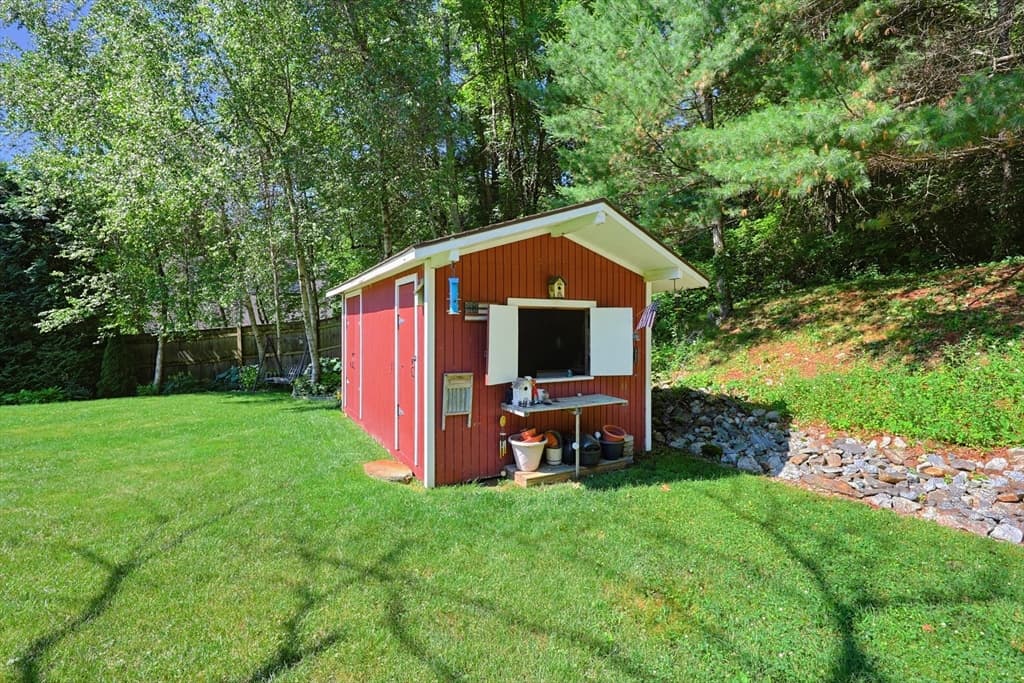 42 Jolicoeur Ave, Spencer MA 01562 photo 32