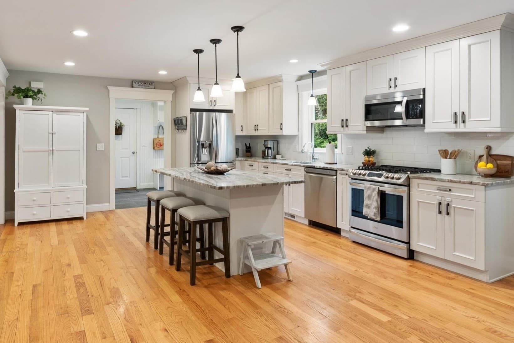 Single Family Residence at 171 Depot Rd, Boxborough MA 01719, Boxborough, photo 7 of 36