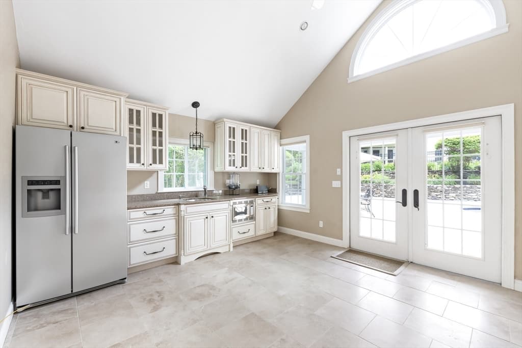 Single Family Residence at 2 Eden Cir, Westborough MA 01581, Westborough, photo 29 of 37
