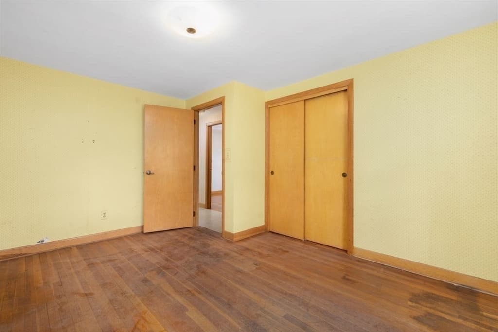 Single Family Residence at 27 Hinsdale St, Swansea MA 02777, Swansea, photo 26 of 36