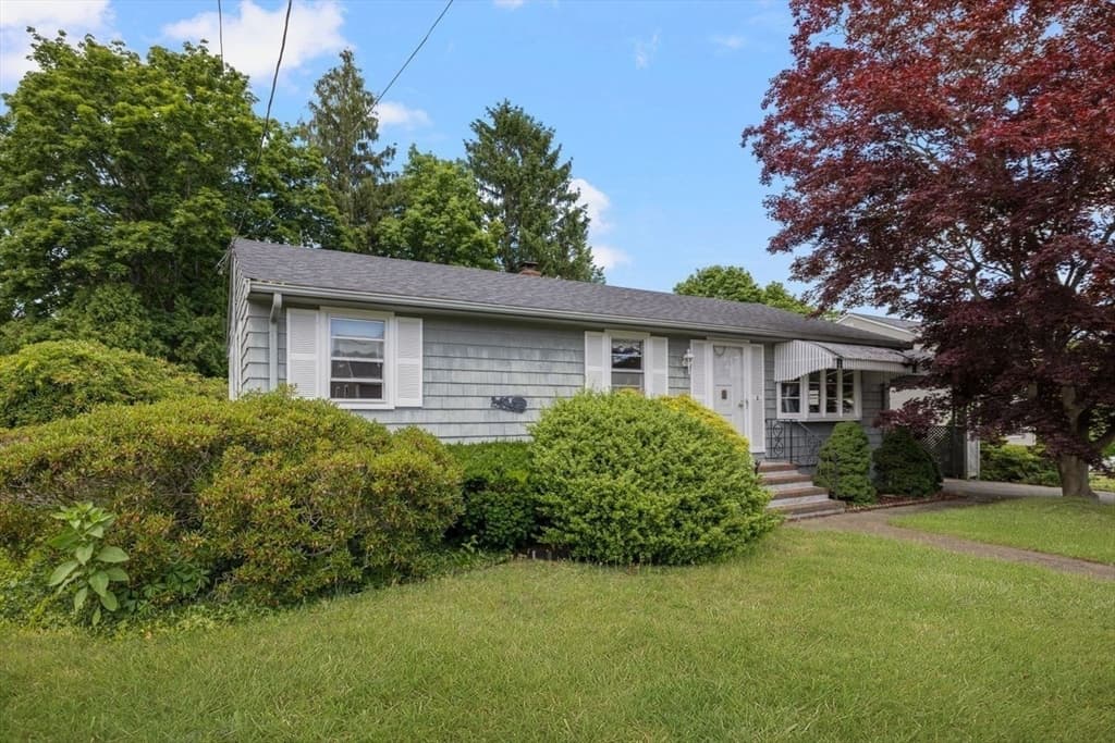Single Family Residence at 27 Hinsdale St, Swansea MA 02777, Swansea, photo 3 of 36