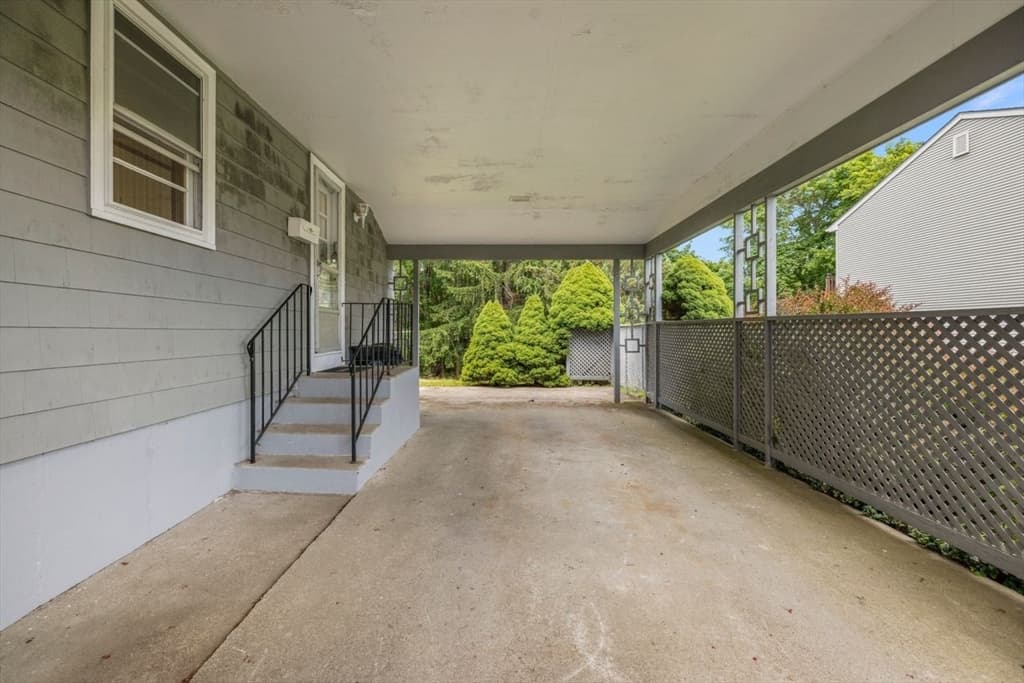 Single Family Residence at 27 Hinsdale St, Swansea MA 02777, Swansea, photo 5 of 36
