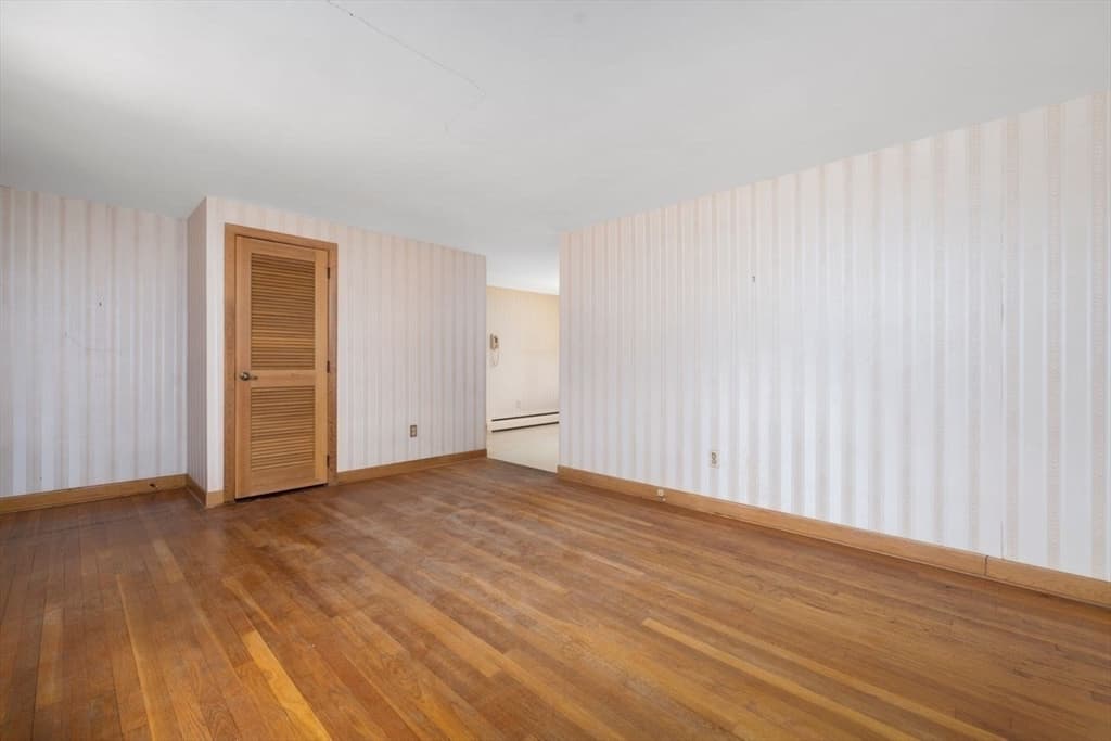 Single Family Residence at 27 Hinsdale St, Swansea MA 02777, Swansea, photo 10 of 36