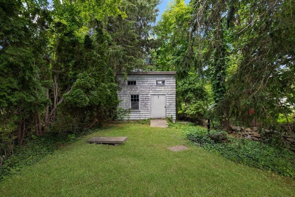 Single Family Residence at 27 Hinsdale St, Swansea MA 02777, Swansea, photo 35 of 36