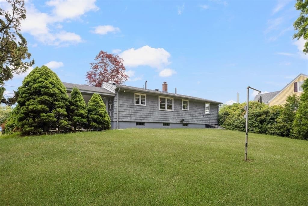 Single Family Residence at 27 Hinsdale St, Swansea MA 02777, Swansea, photo 31 of 36